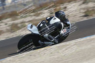 media/Nov-01-2025-TrackDaz (Sat) [[2b4d5192bc]]/A Group/12pm (Turn 2 (Outside)/